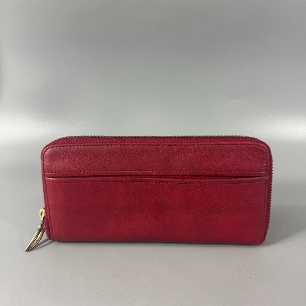 Tusk Large Single Zip Gusseted Clutch Wallet in Red